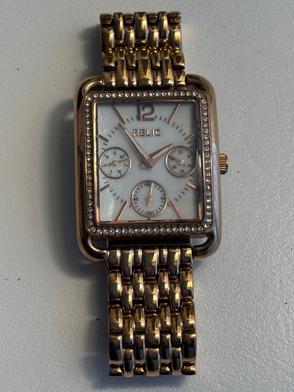 Relic ZR15627 Addison Ladies Watch Rose Gold-Tone – Not Working